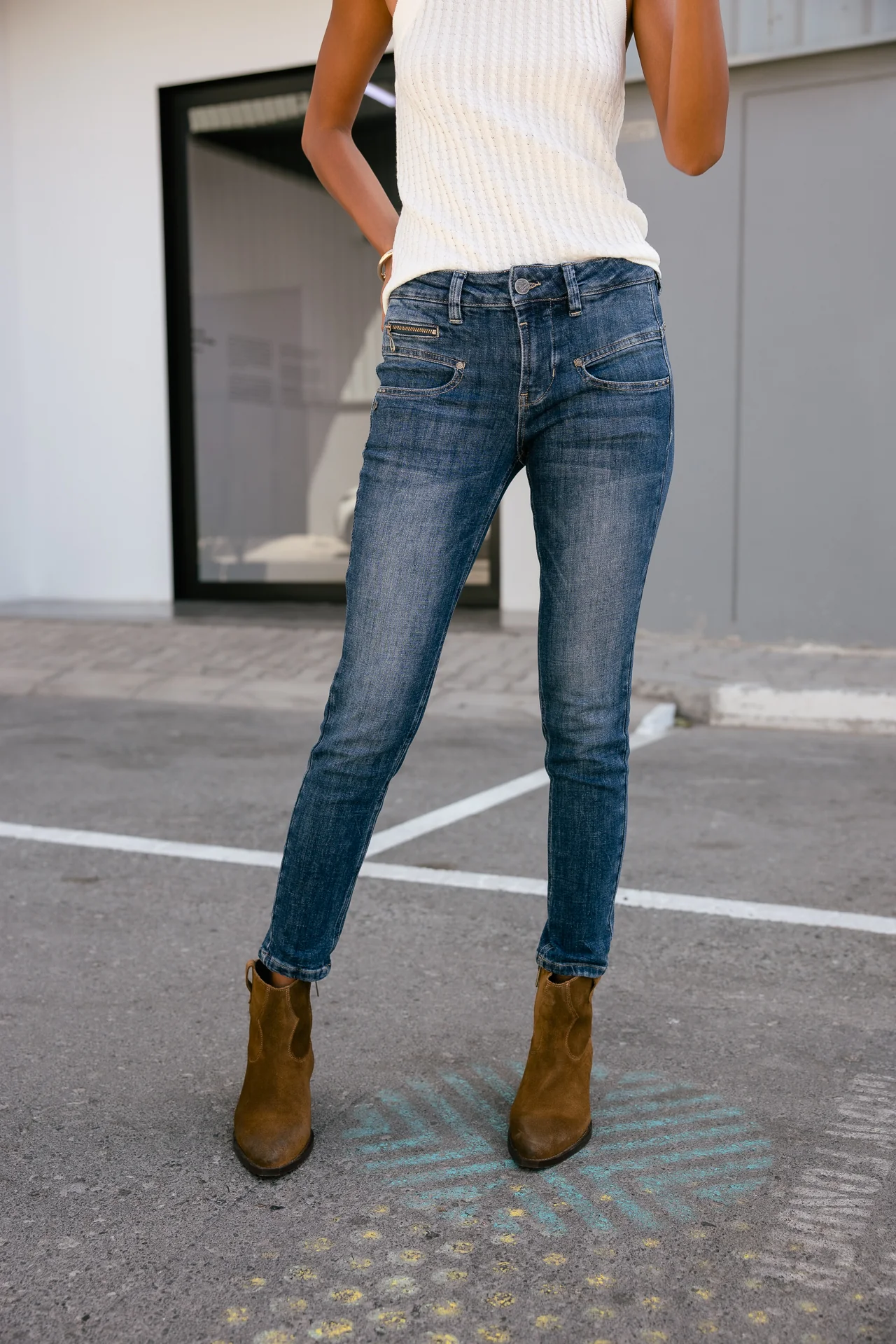 Alexa High Waist Cropped