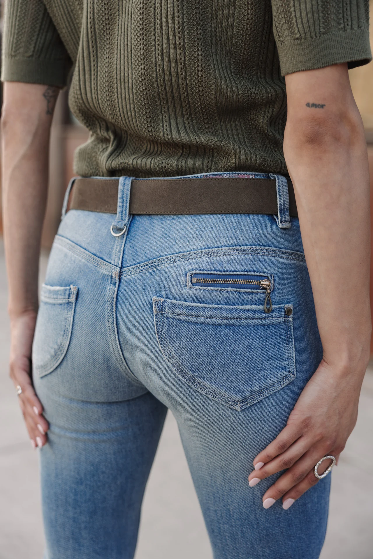 Alexa High Waist Cropped - Image 9