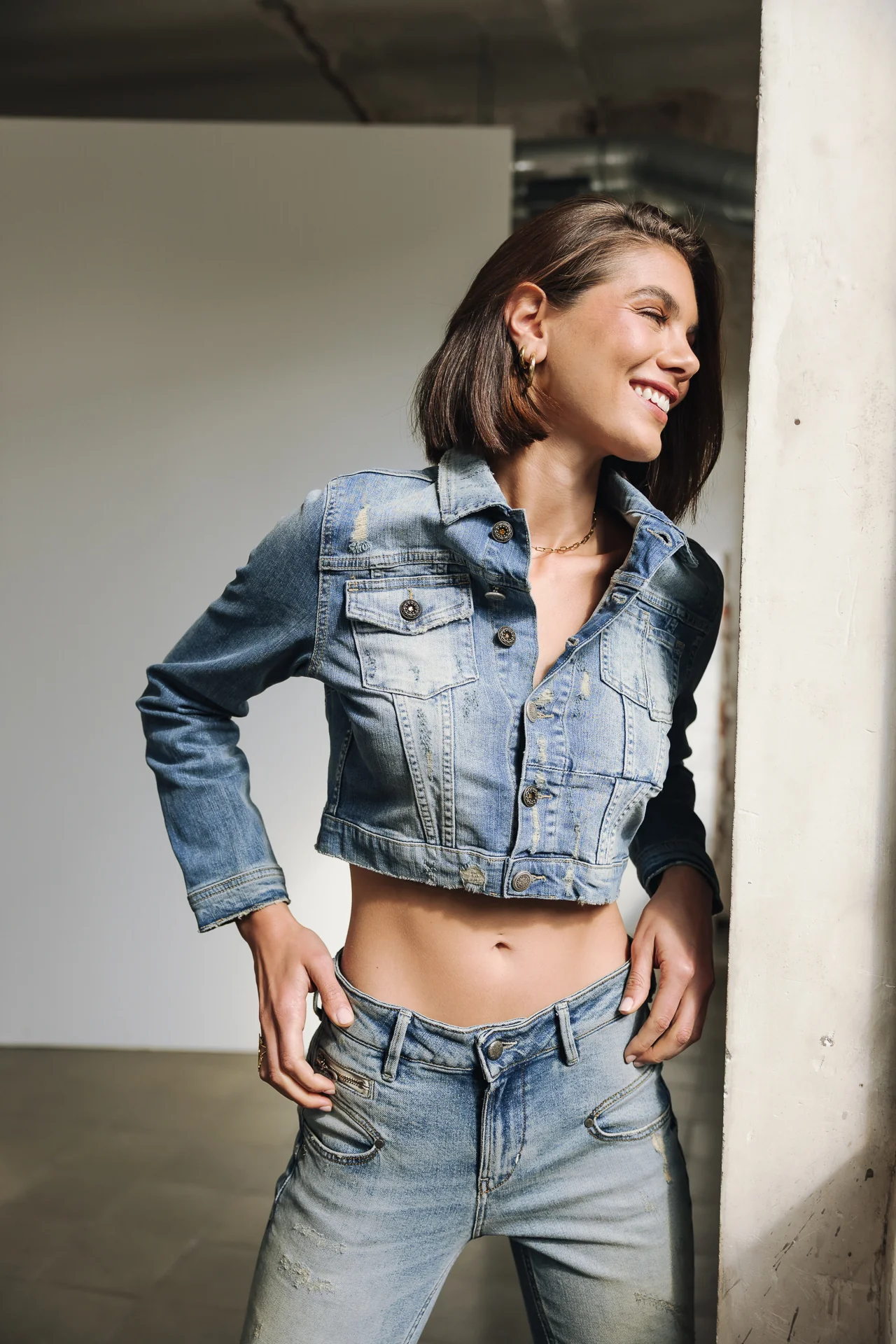 Alexa High Waist Cropped - Image 10