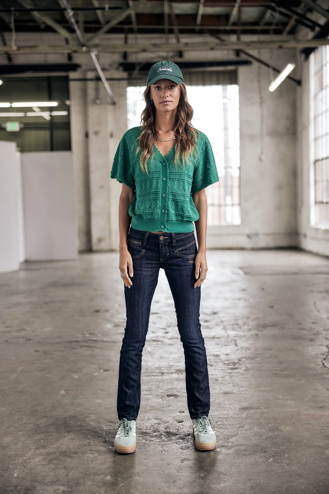 Alexa Slim - Image 6