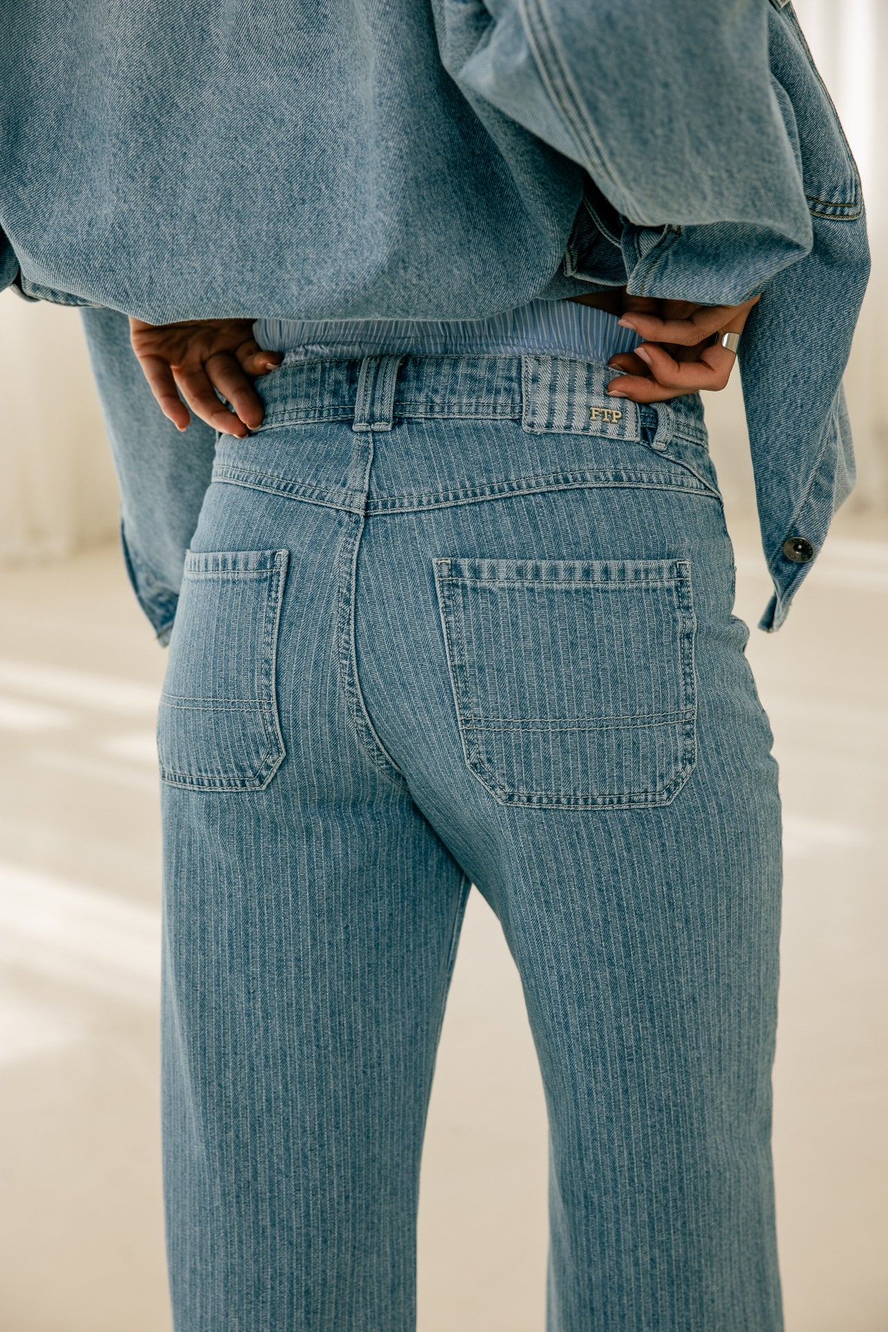 Alice Denim - Image 6