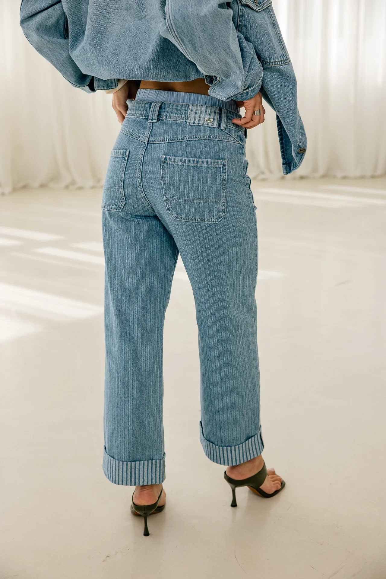 Alice Denim - Image 9