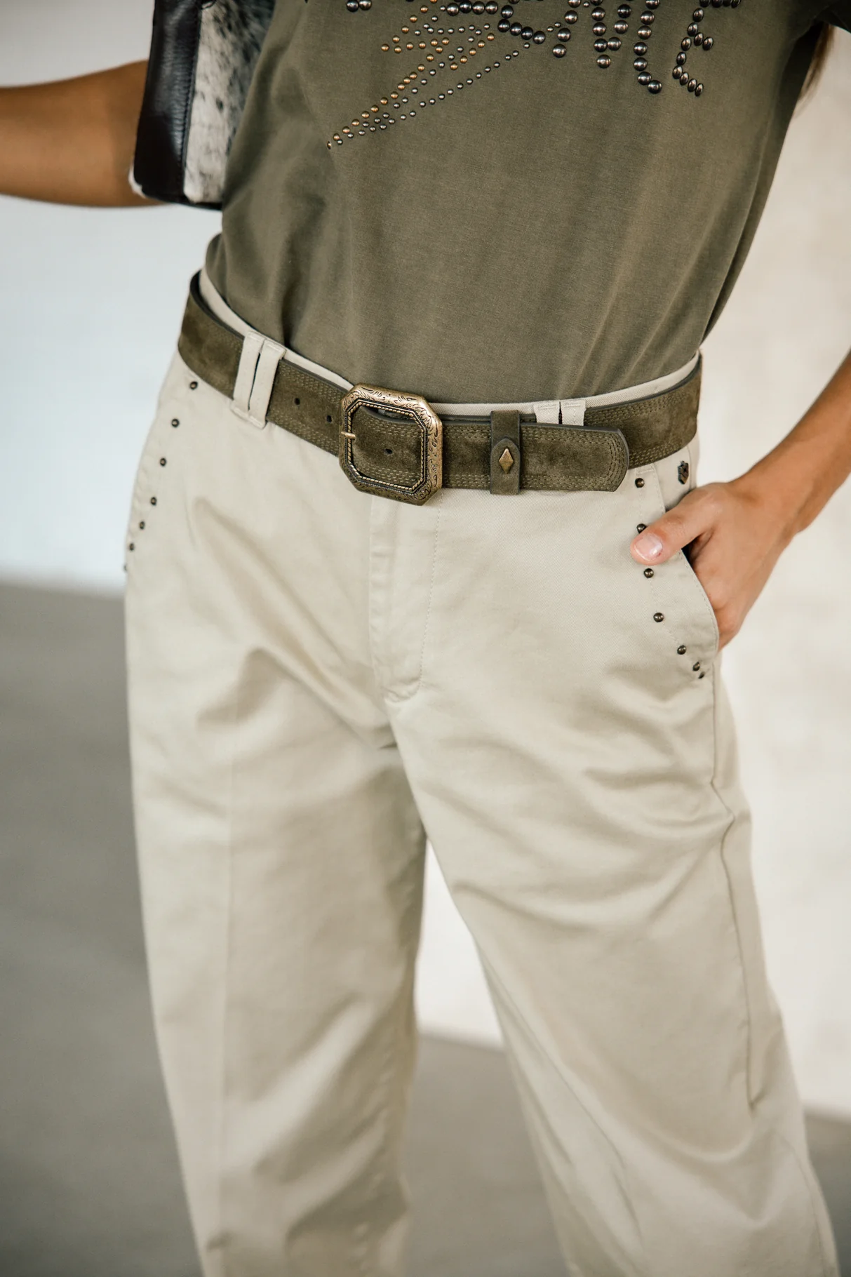 Nickie Studs Felicita - Image 4