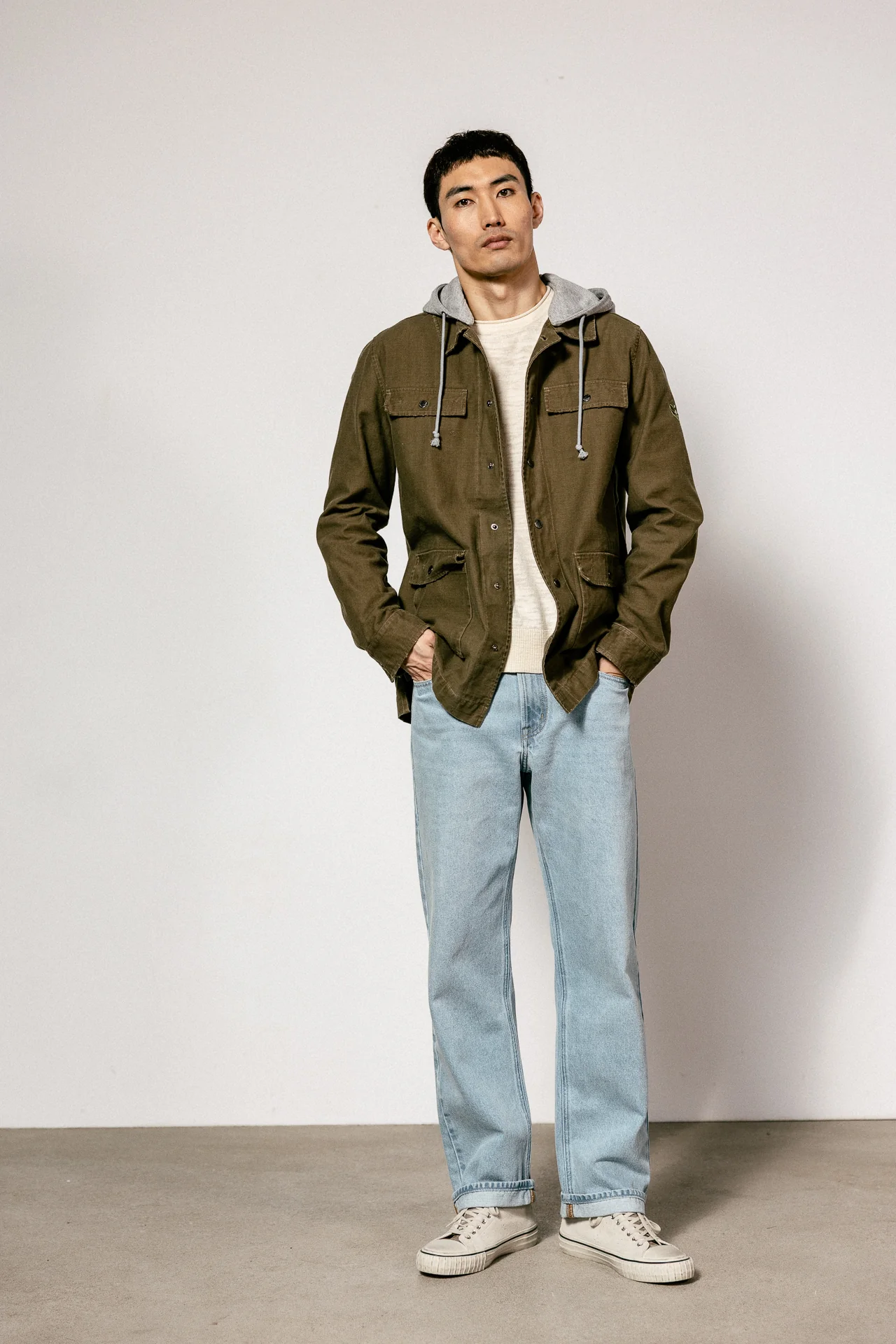 Tyto Hood - Image 2