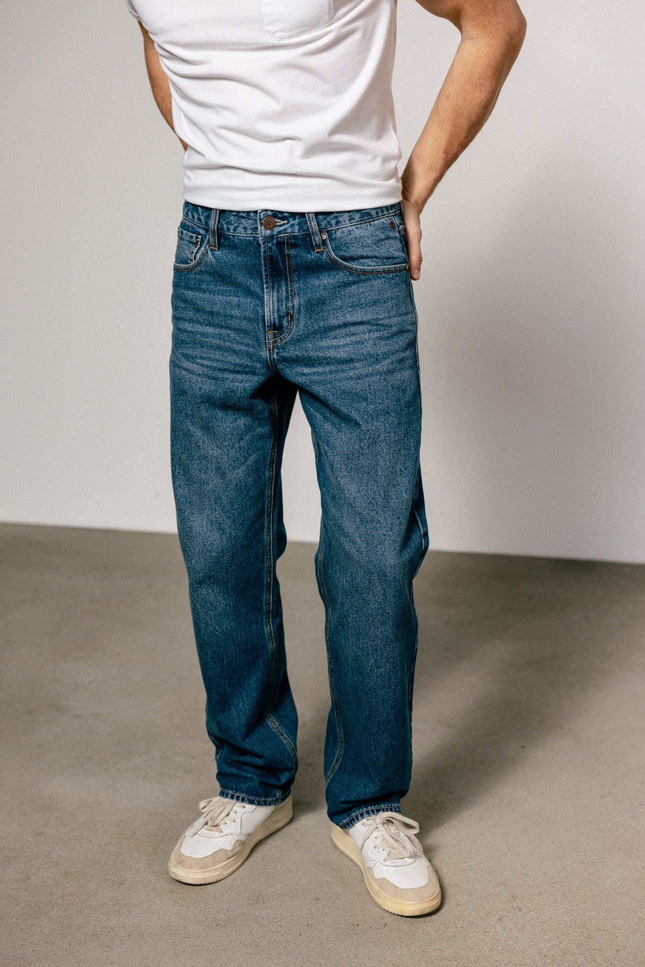 Victor Denim - Image 3