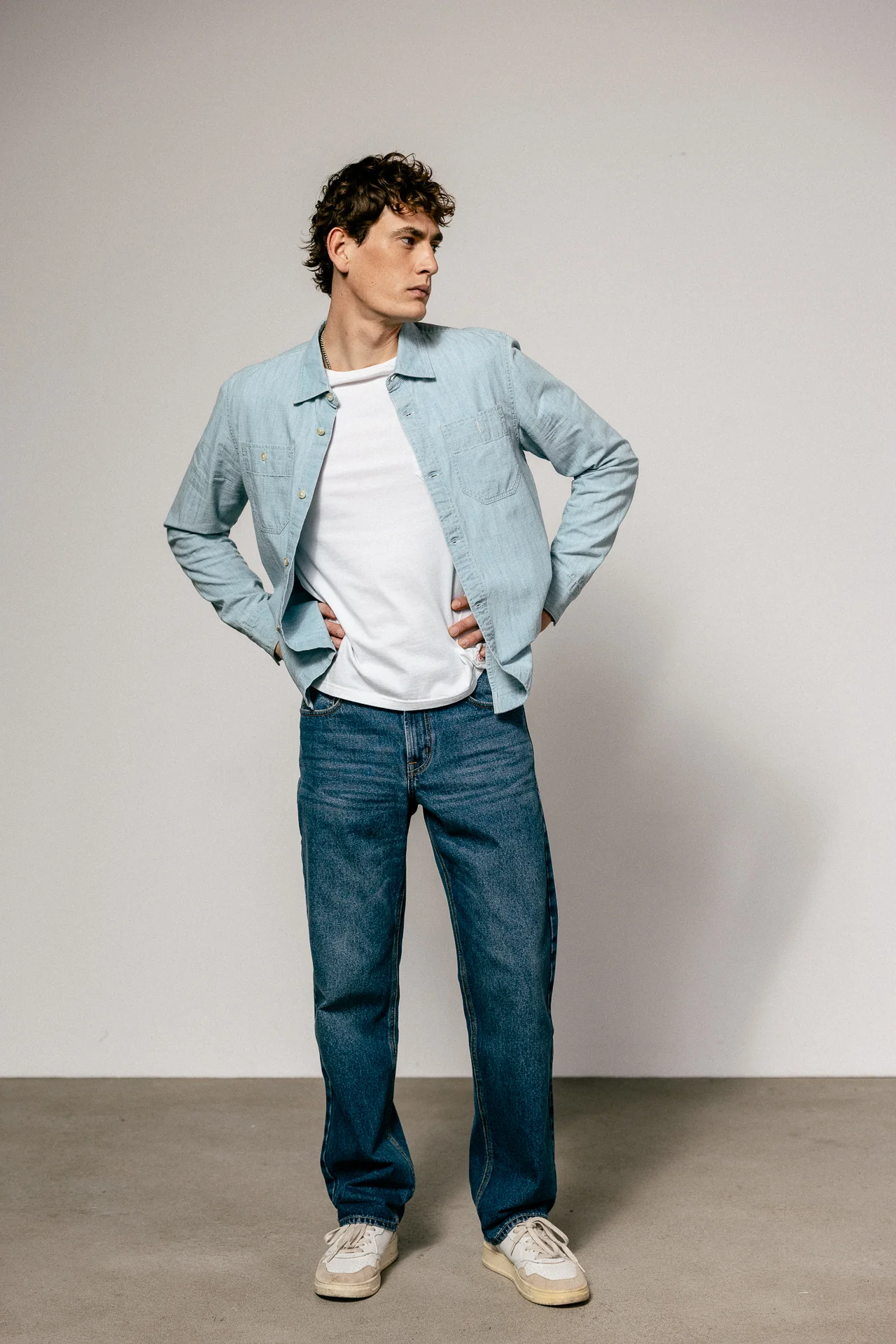 Victor Denim - Image 4